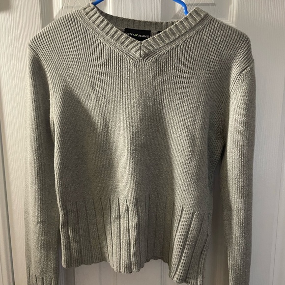 DKNY gray sweater - Picture 1 of 4